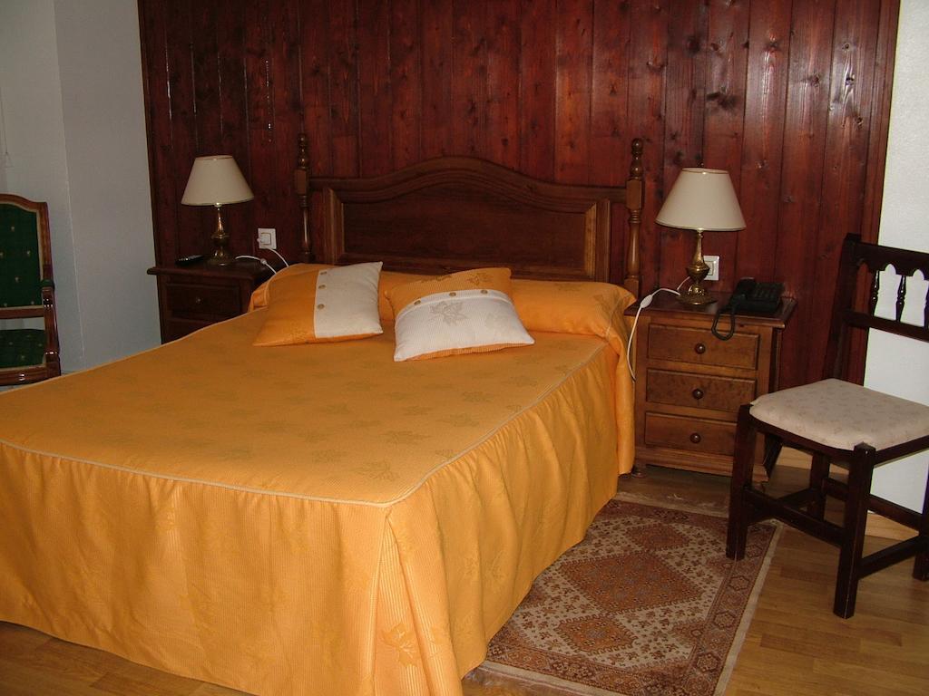 Hostal El Botero Cuzcurrita-Río Tirón Exterior foto